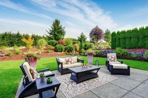 beautiful patio landscaping