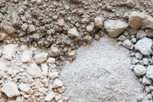 Concrete Aggregate Mix with Crushed Stone and White Sand